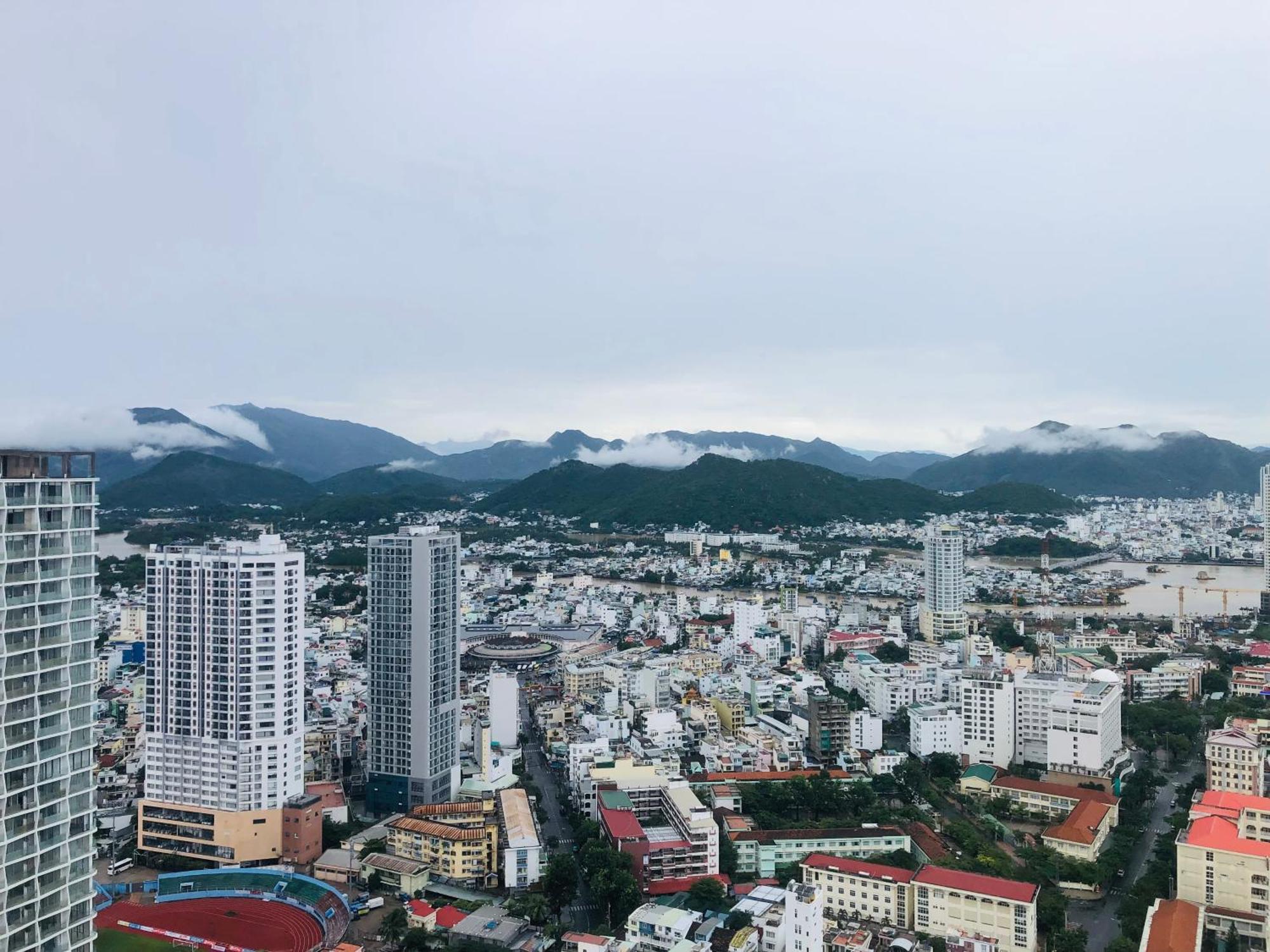 Can Ho Gold Coast O Nha Trang View Bien - Vivastay Exterior photo